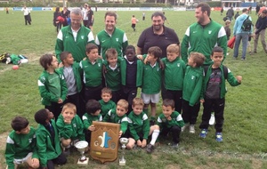 Les mini poussins remportent le tournoi de Gan