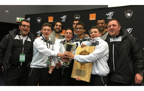 Nos minimes remportent le Orange Rugby Challenge à Marcoussis
