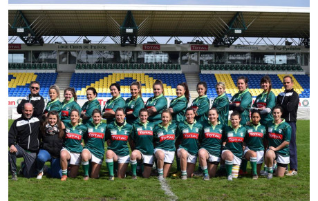Tu es une fille et tu veux jouer au rugby, c'est par là